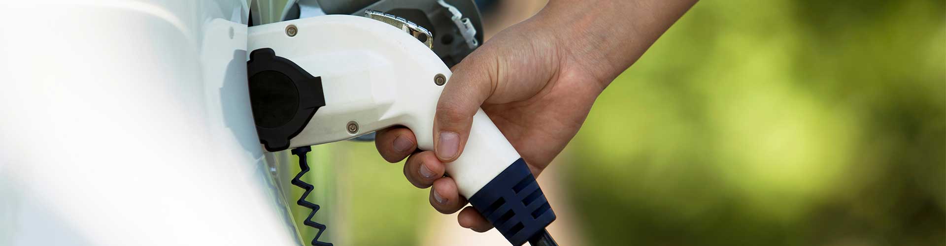 Carros elétricos: tudo o que precisa de saber